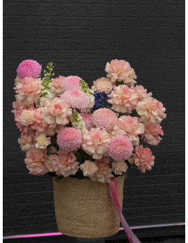 Композиция в корзине Сердце Амура