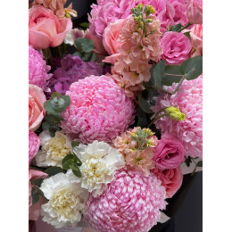 Композиция в коробке Розовый Фламинго